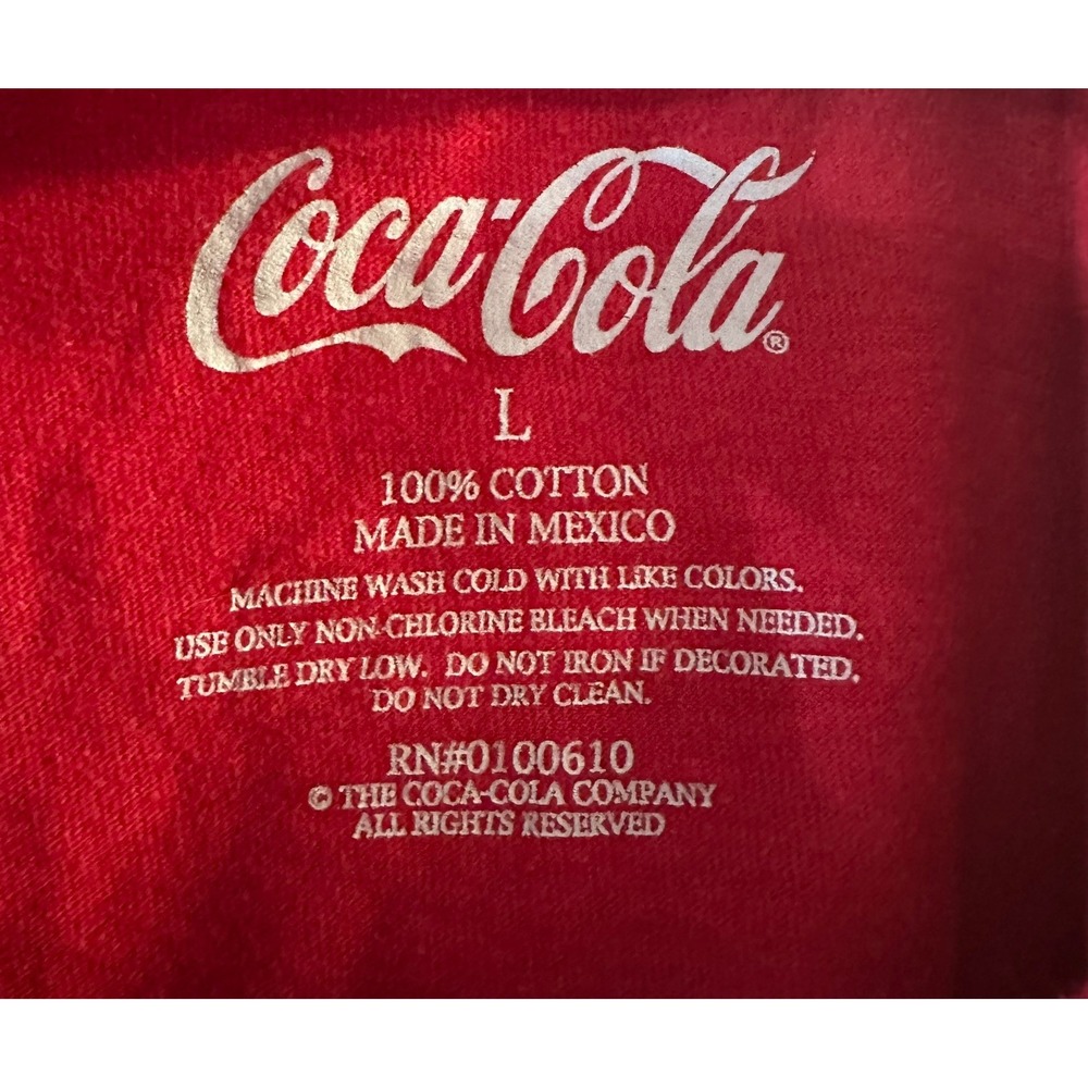 CocaCola Retro Style Unisex Red Tee The Real Thing Nostalgic Size Large - Picture 3 of 4